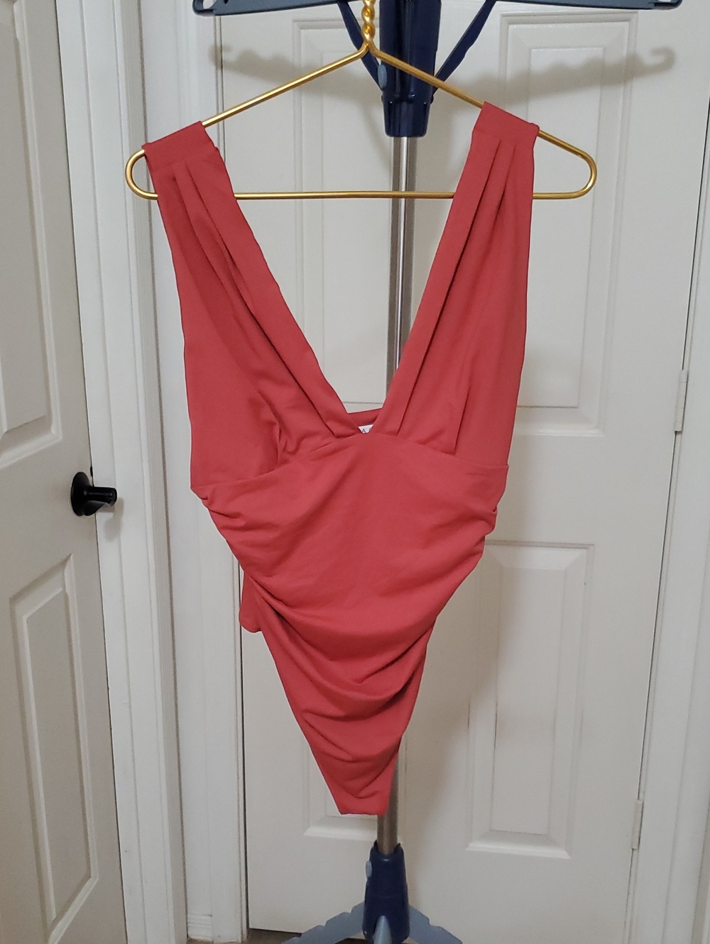 ReoRia Red V-Neck Top